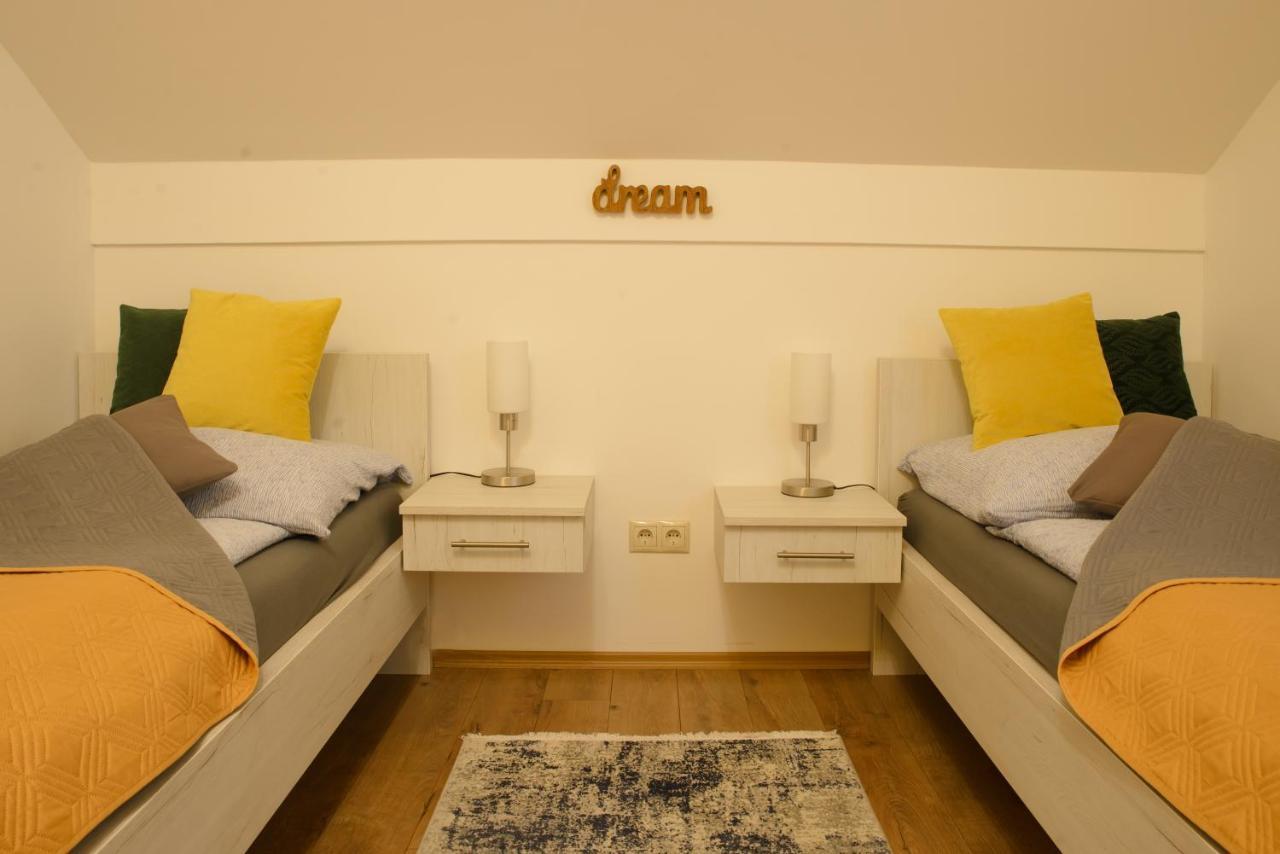 Eliza 1 Birdland Golf Apartman Bük المظهر الخارجي الصورة
