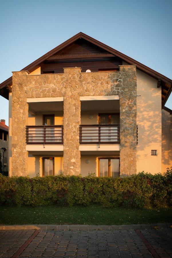 Eliza 1 Birdland Golf Apartman Bük المظهر الخارجي الصورة